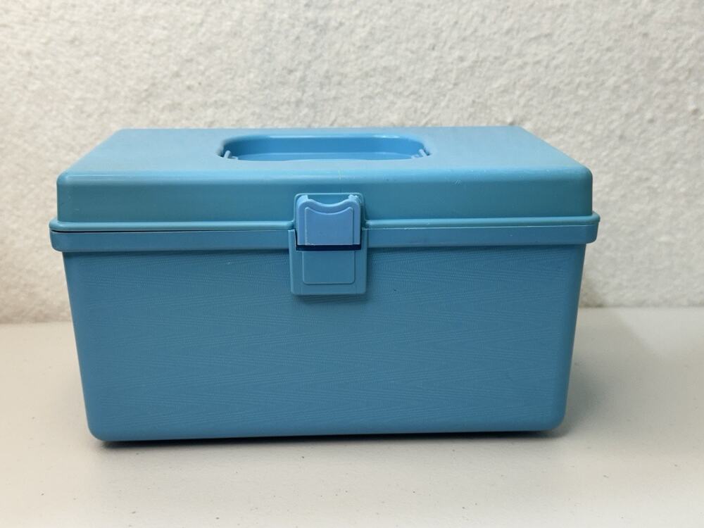 Wil-Hold Sewing & Notions Storage Box VTG Blue Plastic Craft Organizing Case